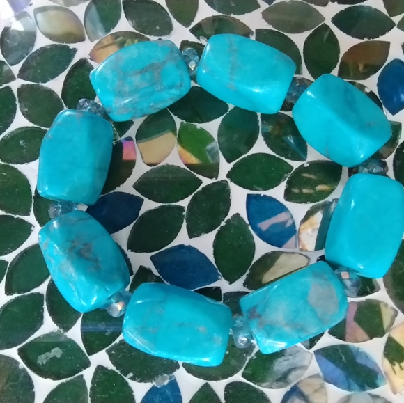 Turquoise Style Chunky Beaded Bracelet - Picture 12 of 16